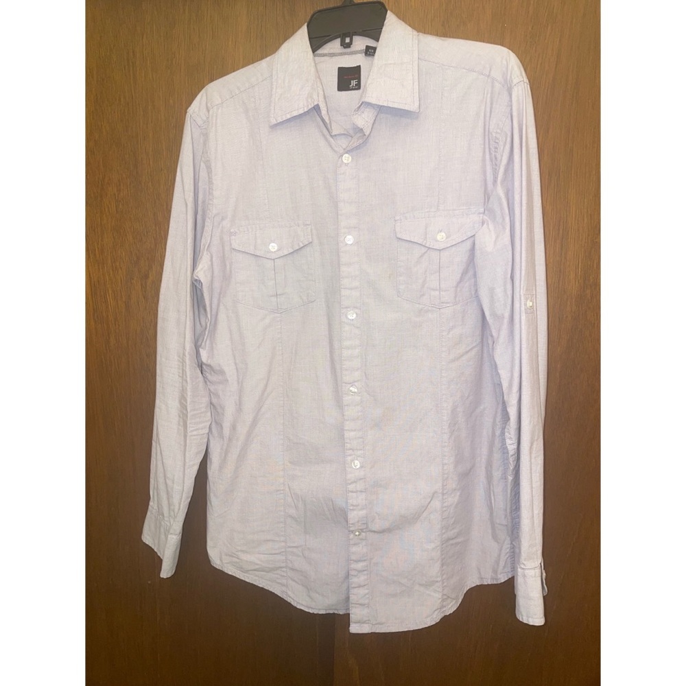 Men's J. Ferrar light purple button down shirt. Size medium.